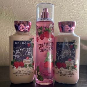 Bath & body works strawberry poundcake